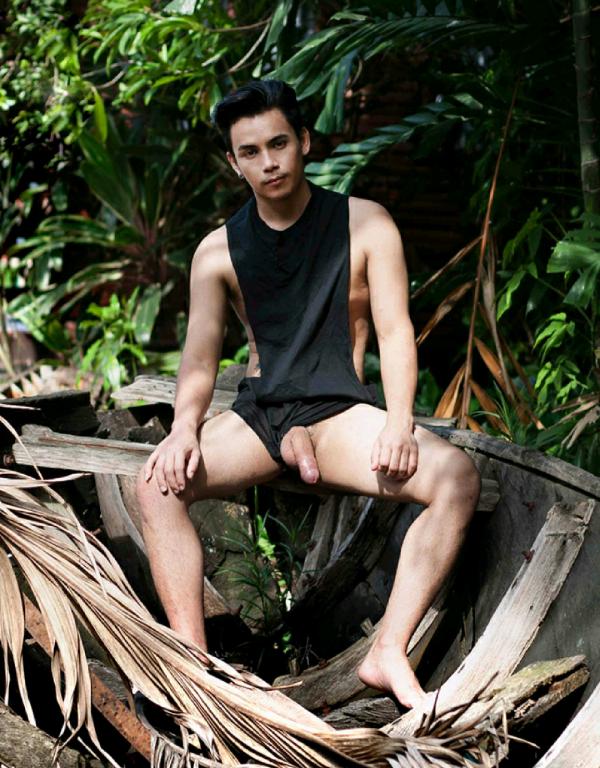 MAN-OMG-7---JOEY-RAINING-BOY